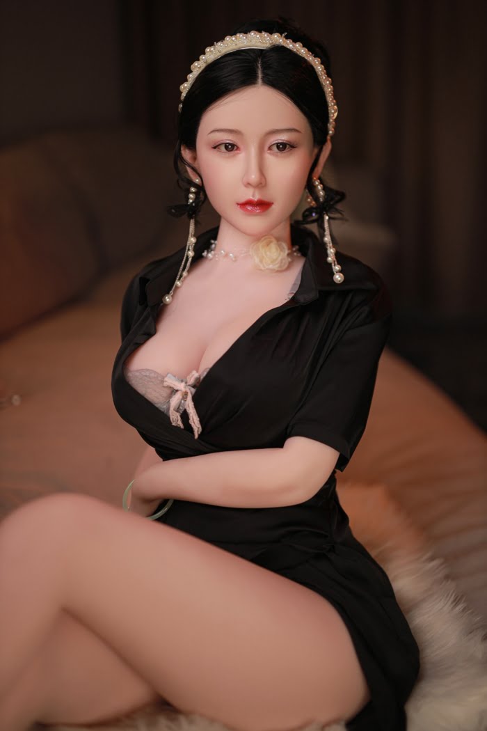 163cm Sexy Chinese Sex Doll – Ellie