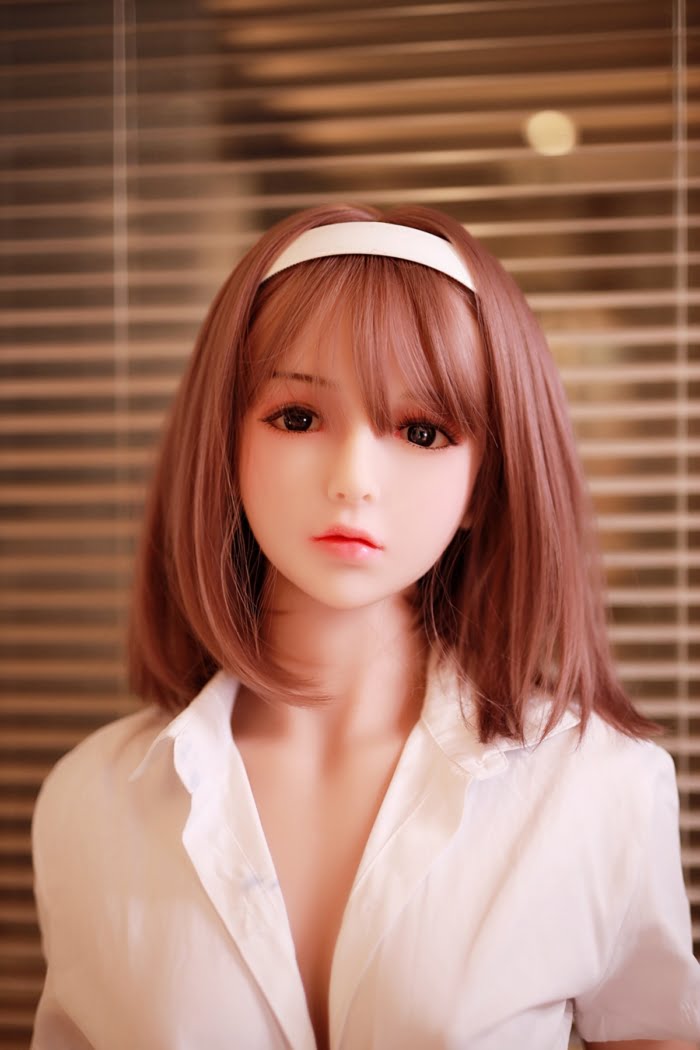 157cm Lifelike Asian Sex doll – Iris