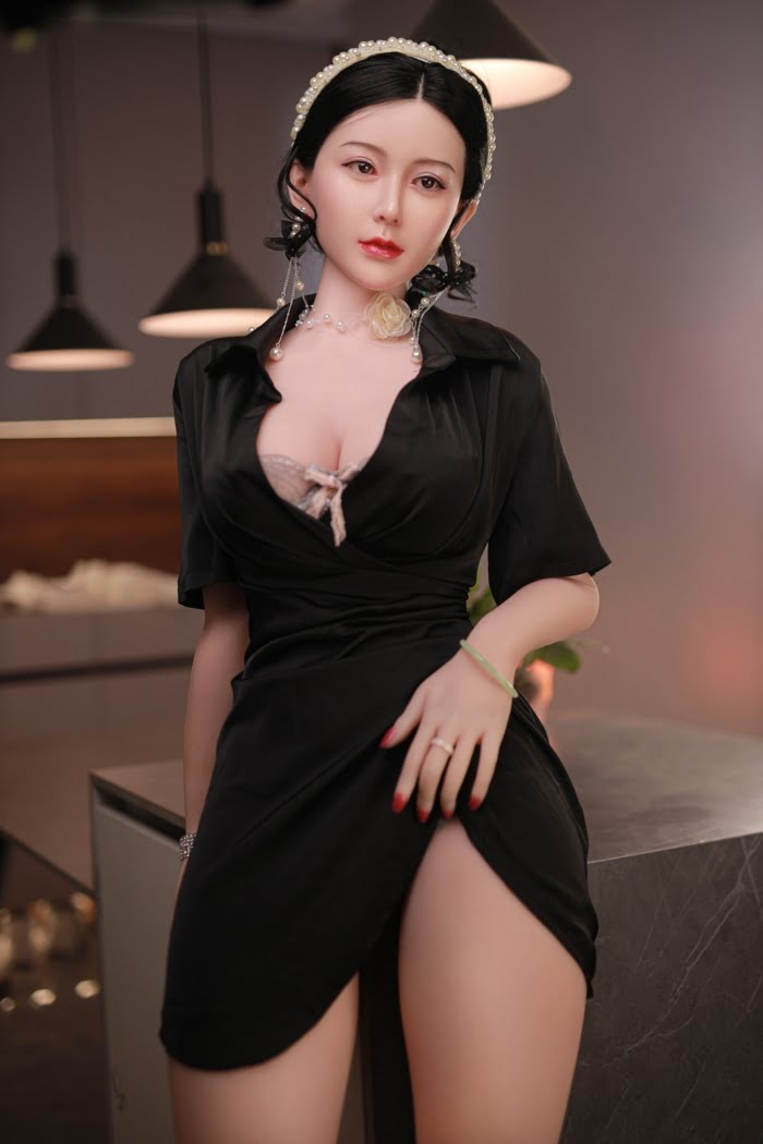 163cm Sexy Chinese Sex Doll – Ellie