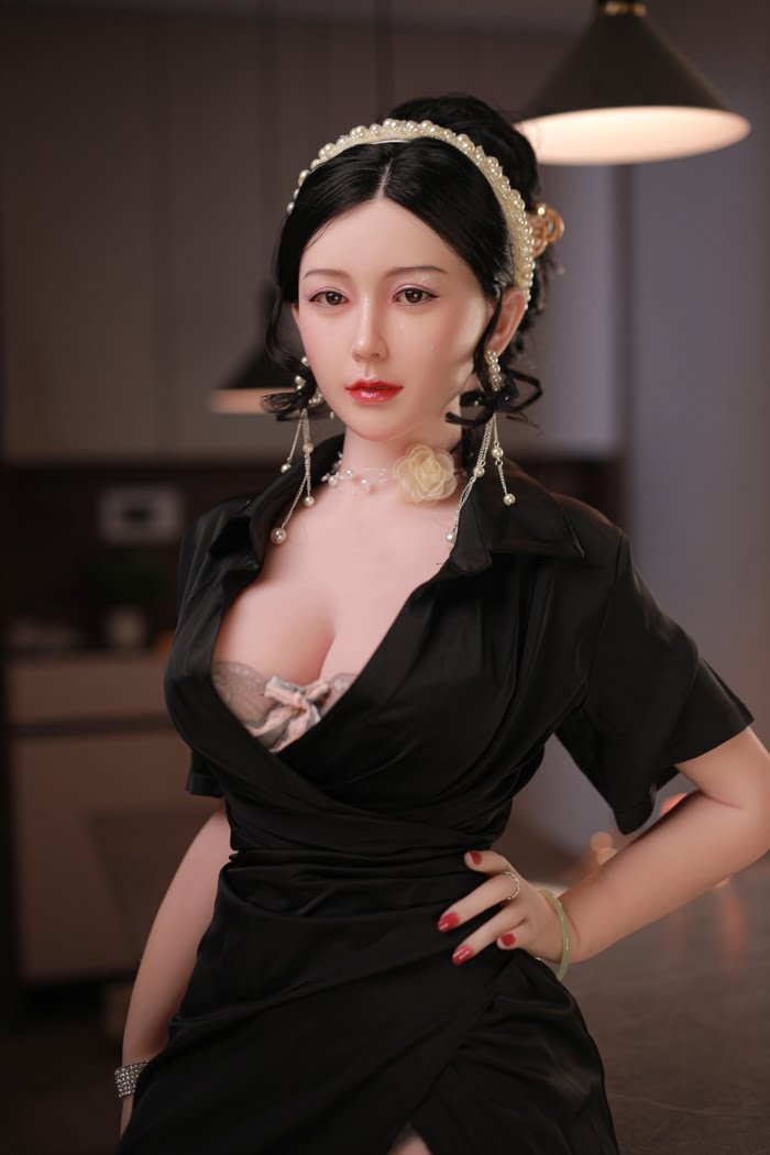 163cm Sexy Chinese Sex Doll – Ellie