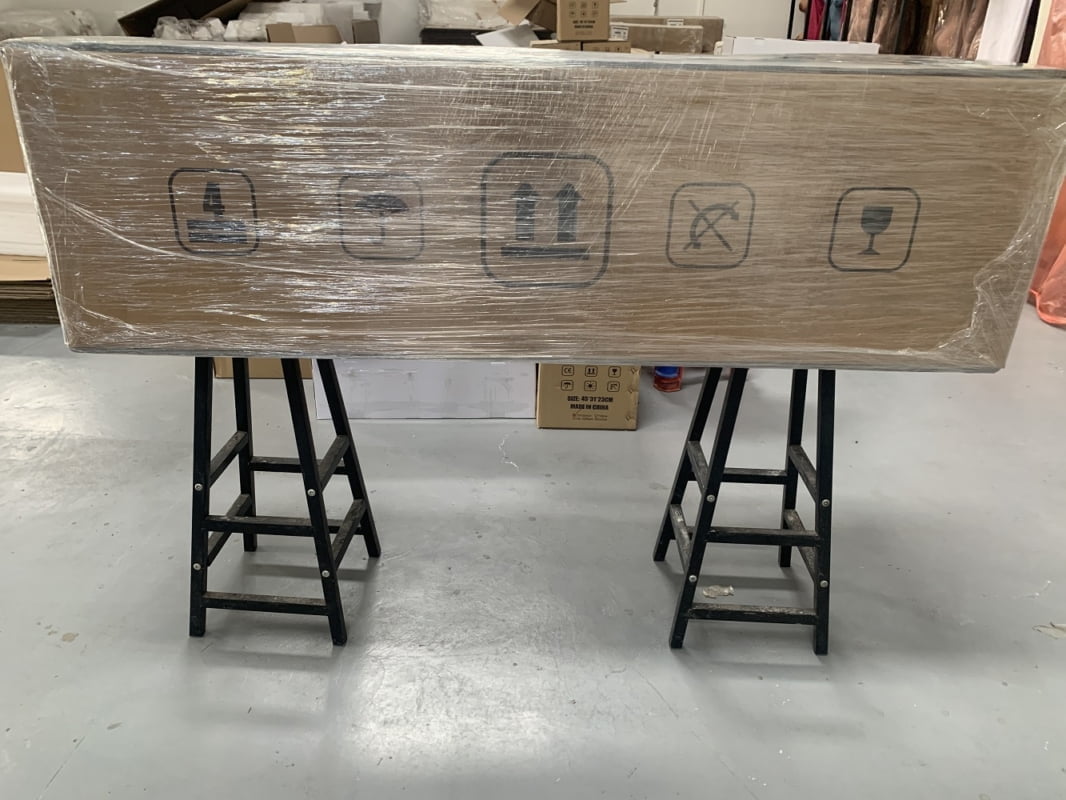 The case is covered with 4 waterproof membranes