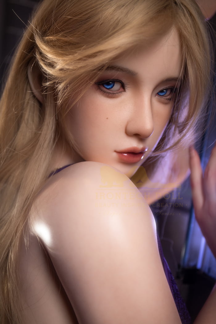 162cm Lifelike Silicone Doll – Penny