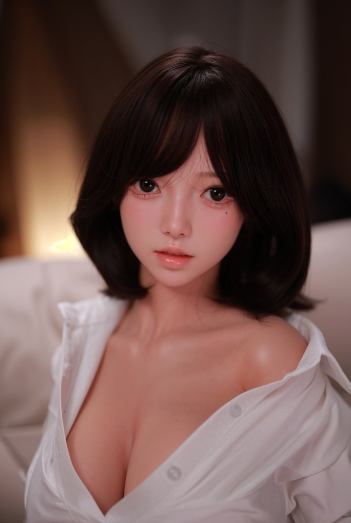 150cm Lifelike Asian Sex Doll – Flora