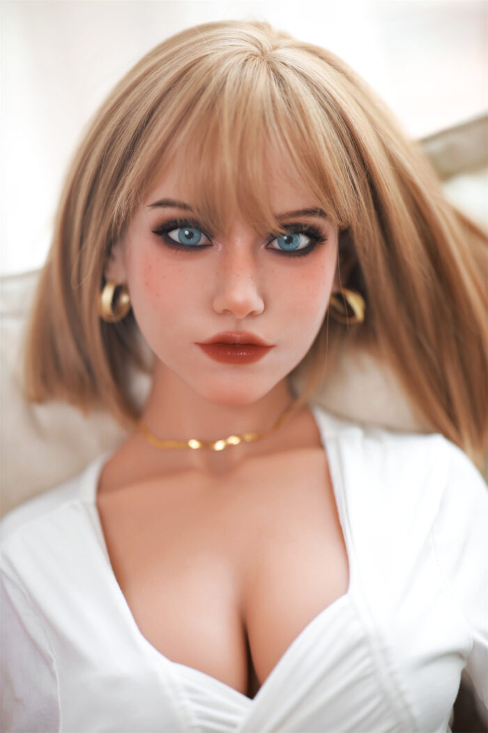 B4-53 Sexy Lifelike Love Doll