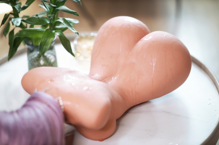 B10-21 – Female Torso Sex Doll