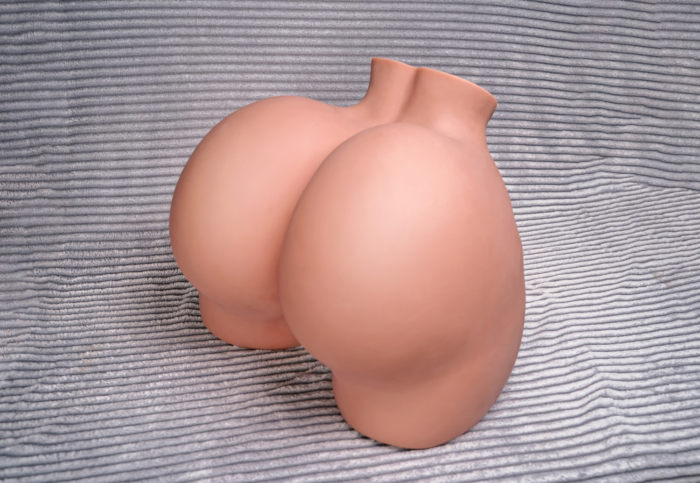 Hip Circumference: 155cm Huge Hips Torso