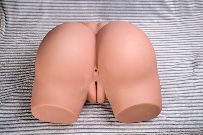 Hip Circumference: 155cm Huge Hips Torso