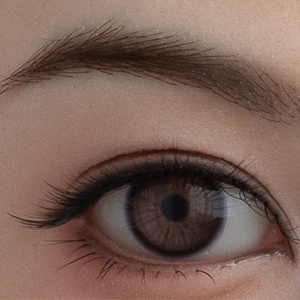 Implanted Eyebrows and Eyelashes